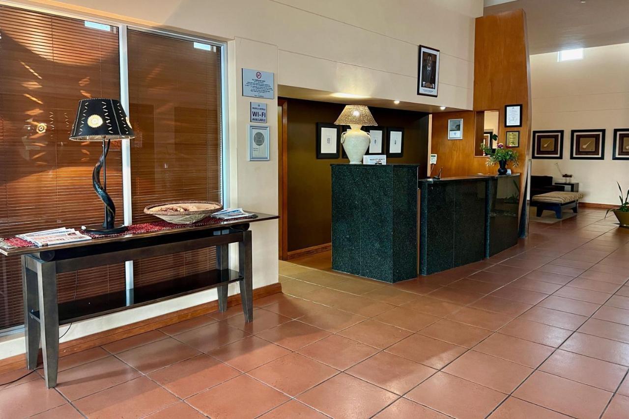 Protea Hotel By Marriott Ondangwa Ngoại thất bức ảnh